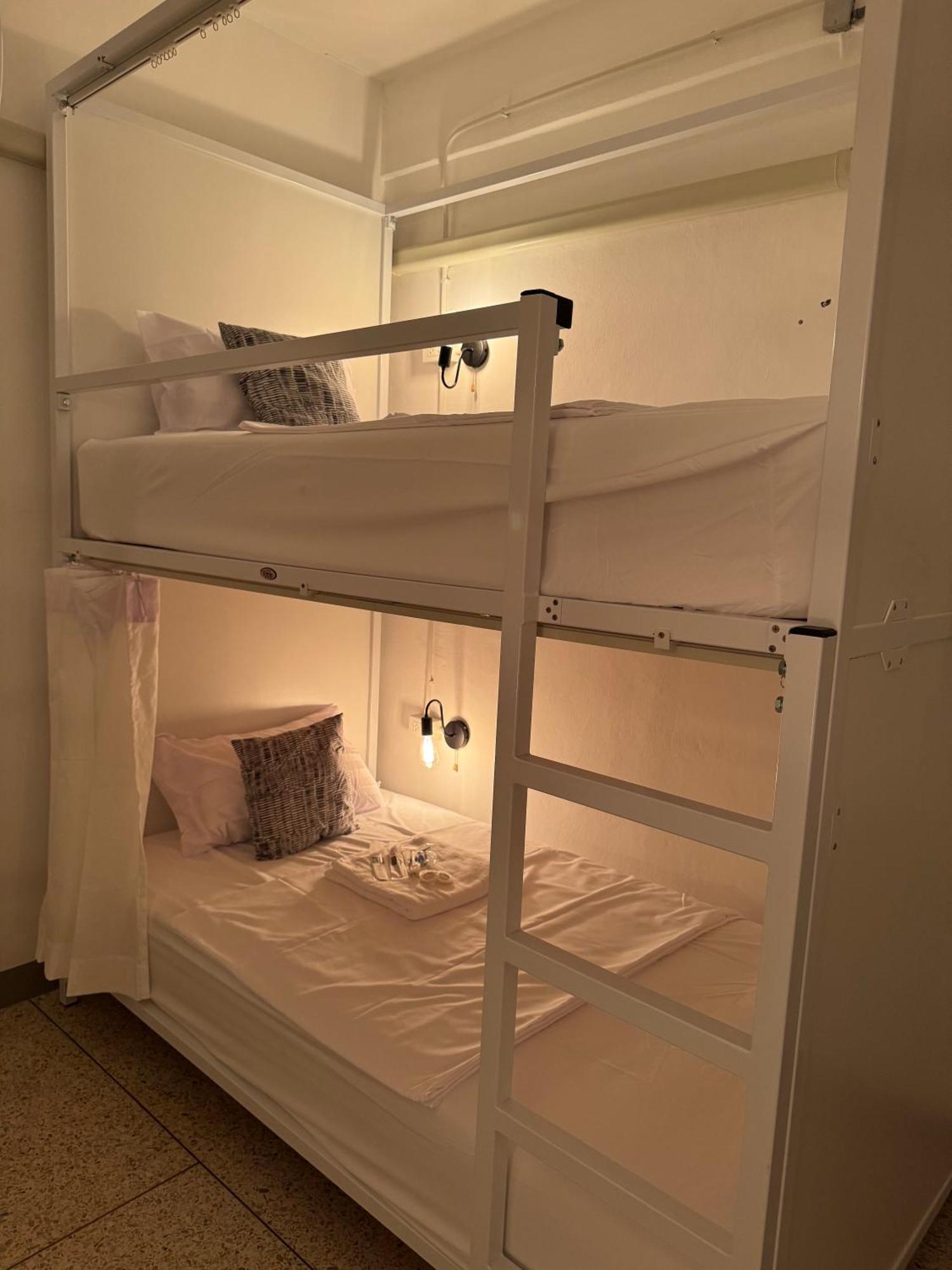 Twenty Two Place - Sukhumvit 22 Auberge de jeunesse Bangkok